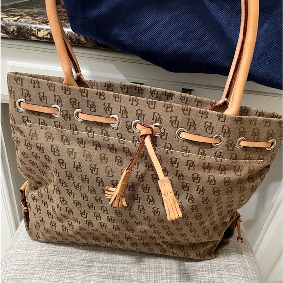 Dooney & Bourke Handbags - Price Drop!! Authentic New w/o tags Dooney & Burke classic monogram tote